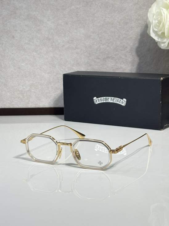 Picture of Chrome Hearts Sunglasses _SKUfw77318303fw